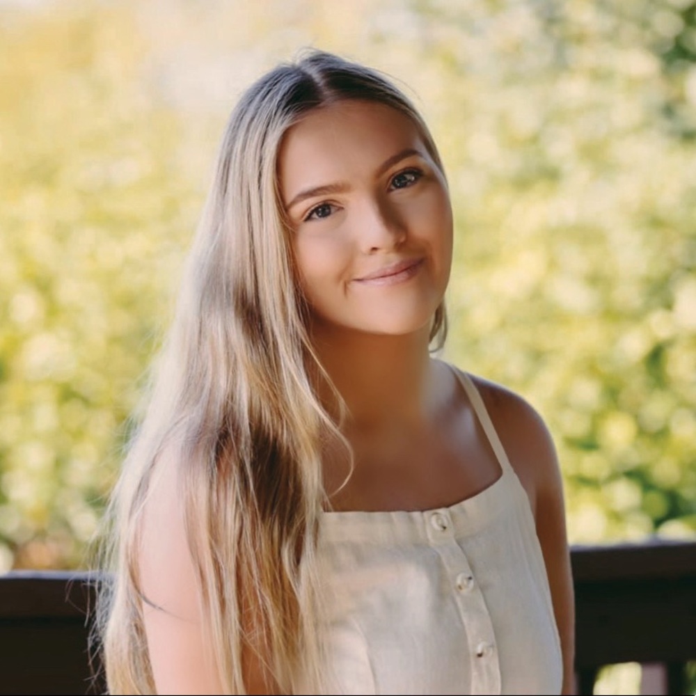 Meet your Posher, Sierra